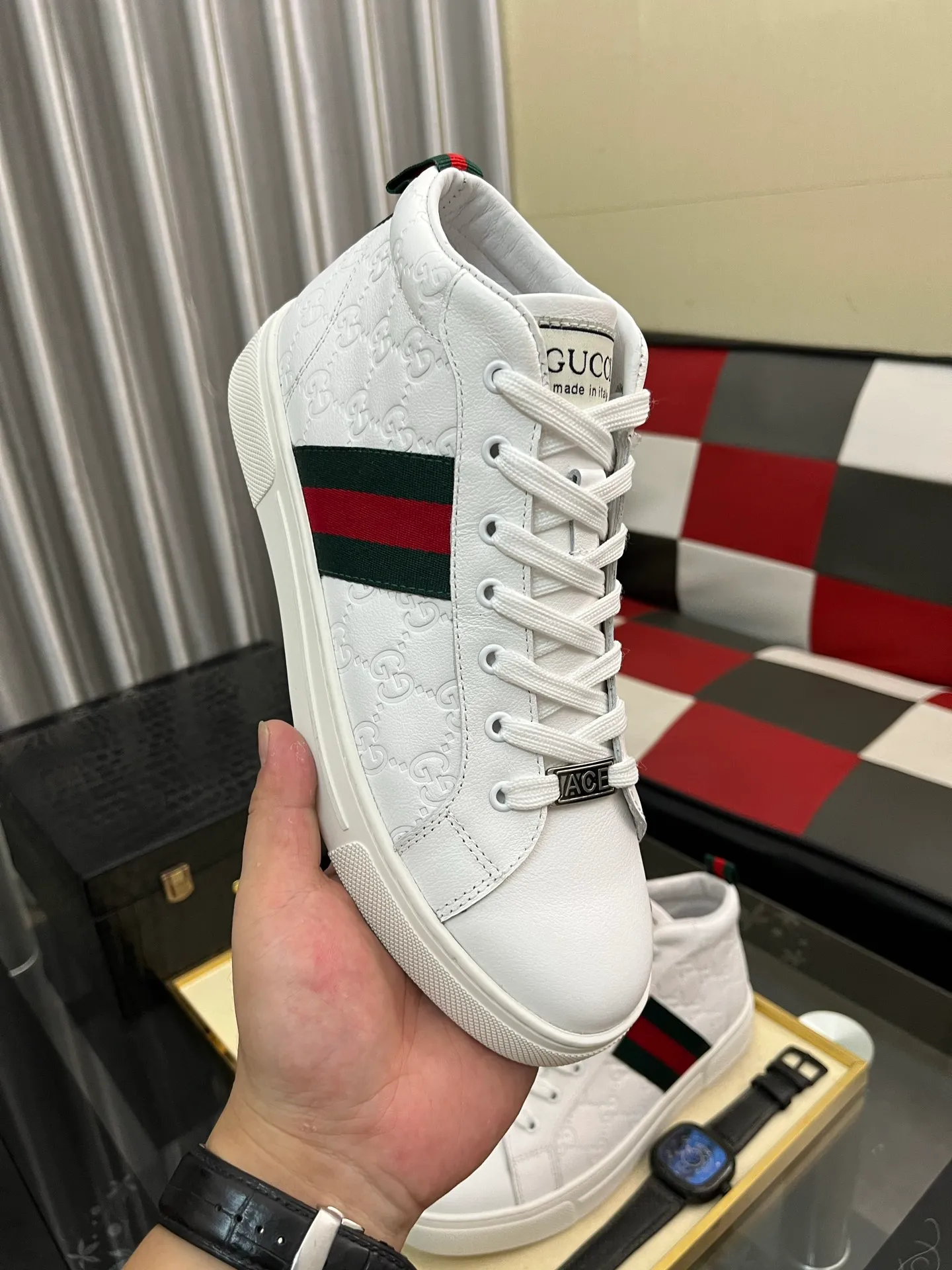 Men's shoes 💰460⌚️⌚️ 2025 new GUCCI Gucci 👊🏻 Upper 🇮🇹 imported first-layer cowhide 🇩🇪 lining imported sheepskin lining. The original outsole is molded to reflect the identity of every man, and the upper foot is elegant and stable🚶🏻🚶🏻The high-end custom counters reproduce the original version📯The shoe last remains unchanged regardless of wind and rain, and can withstand the verification of time🔍️,🔵 Size: 38-44.
